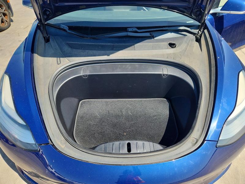 Photo 11 from auction – 2018 TESLA MODEL 3 with VIN 5YJ3E1EA0JF102357