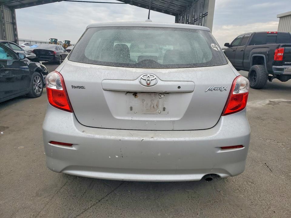 Photo 6 from auction – 2010 TOYOTA MATRIX with VIN 2T1KU4EE1AC315714