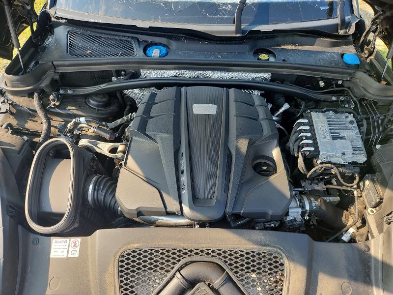 Photo 12 from auction – 2024 PORSCHE MACAN with VIN WP1AG2A57RLB38294