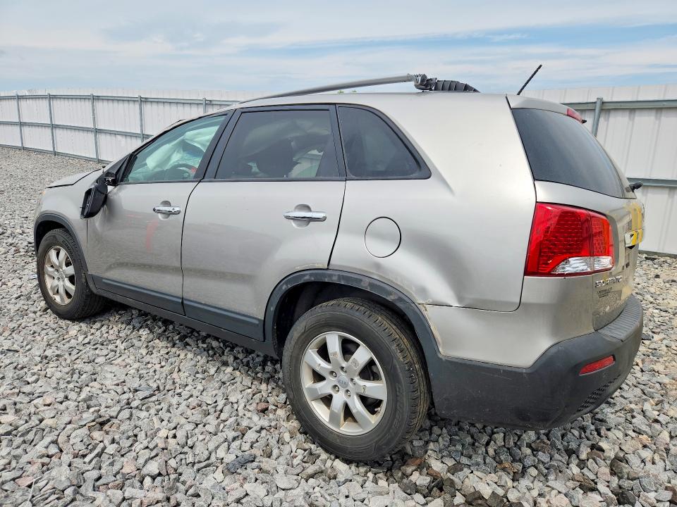 Photo 2 from auction – 2012 KIA SORENTO with VIN 5XYKT3A64CG282761