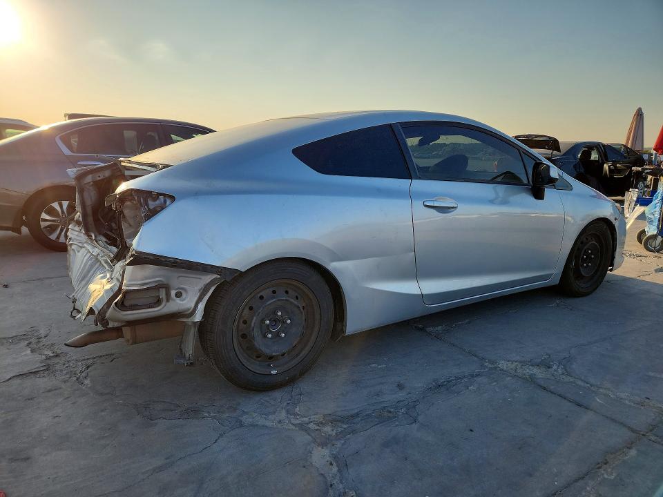 Photo 3 from auction – 2012 HONDA CIVIC with VIN 2HGFG3B57CH557487