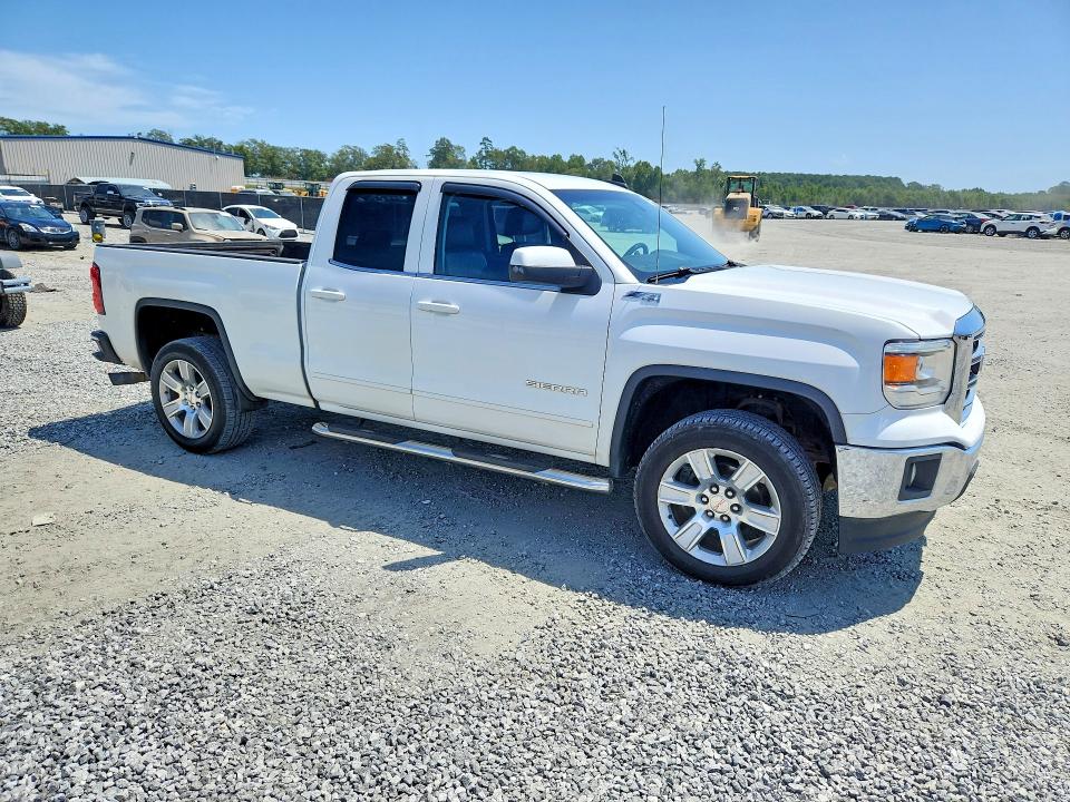 Photo 4 from auction – 2015 GMC SIERRA with VIN 1GTV2UEC1FZ171984