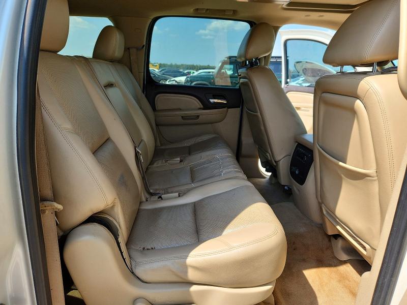 Photo 11 from auction – 2011 GMC YUKON XL with VIN 1GKS2MEF8BR167698