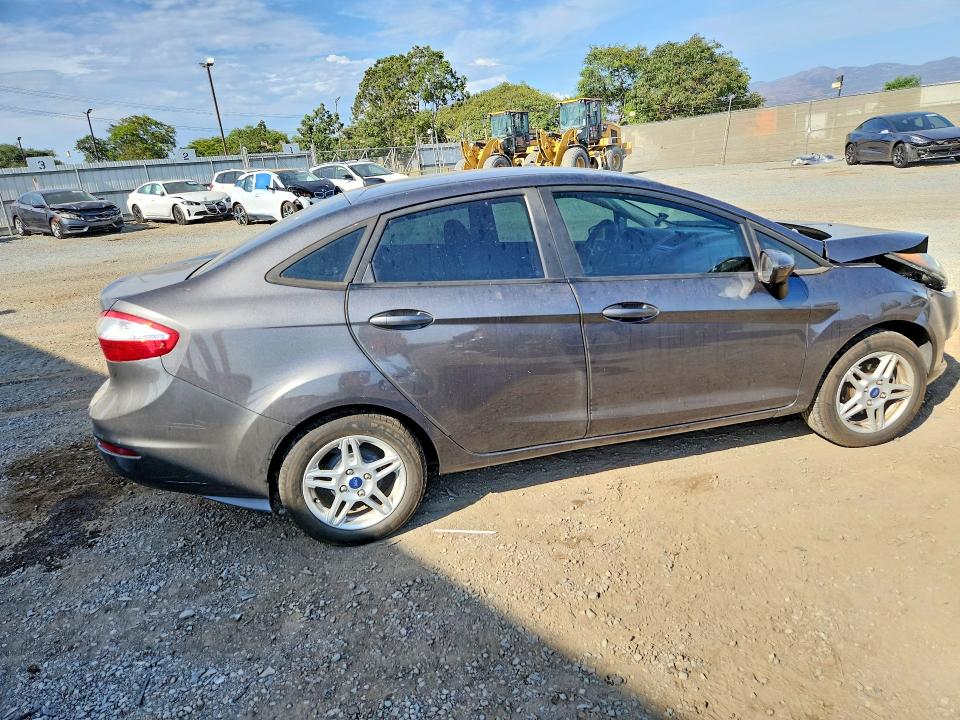 Photo 3 from auction – 2017 FORD FIESTA with VIN 3FADP4BJ9HM159785