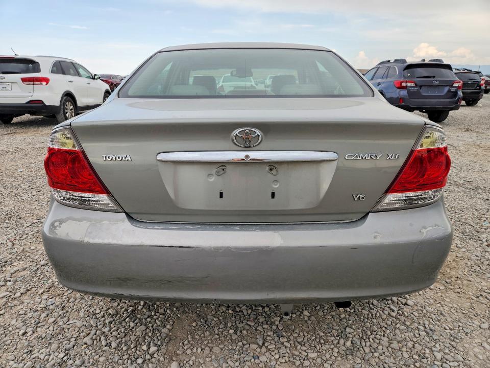 Photo 6 from auction – 2005 TOYOTA CAMRY with VIN JTDBF30K450162859