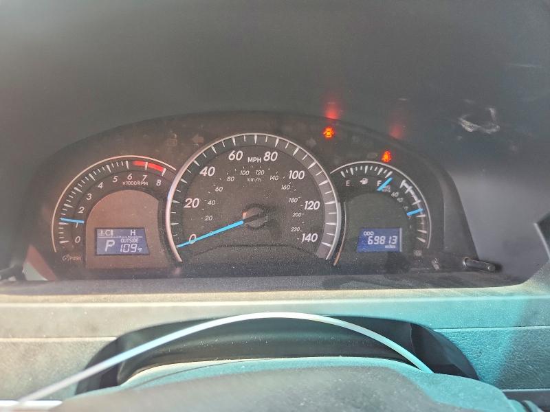 Photo 9 from auction – 2014 TOYOTA CAMRY with VIN 4T4BF1FK8ER444542