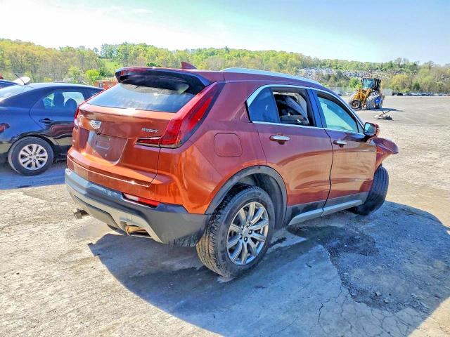 Photo 3 from auction – 2021 CADILLAC XT4 with VIN 1GYFZDR45MF003793