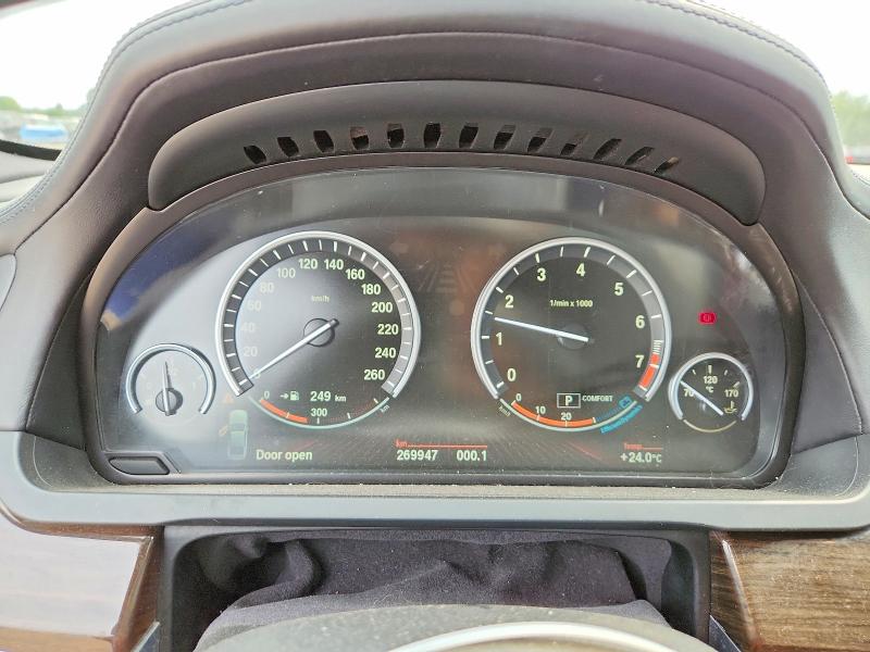 Photo 9 from auction – 2011 BMW 750 with VIN WBAKC8C51BC433184