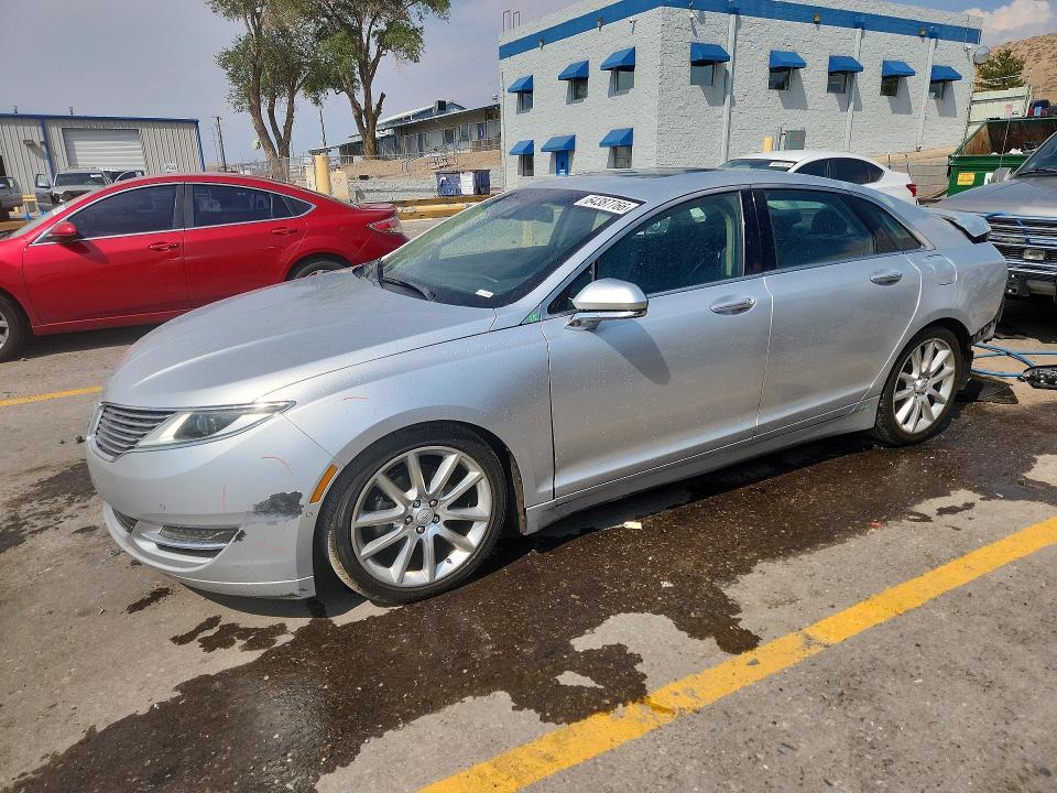 LINCOLN MKZ 2016 with VIN 3LN6L2LU3GR617748 - Photo from auction