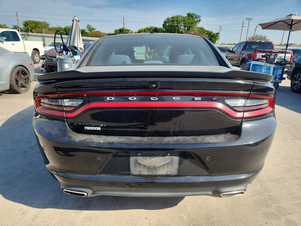 Photo 6 from auction – 2019 DODGE CHARGER with VIN 2C3CDXBG4KH572387