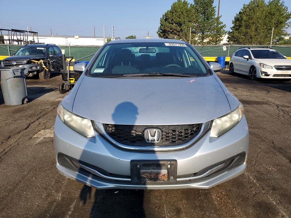 Снимка 5 от търг – 2014 HONDA CIVIC с VIN 19XFB2F54EE248916