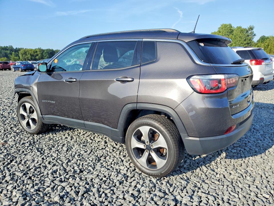 Photo 2 from auction – 2017 JEEP COMPASS with VIN 3C4NJDBBXHT641440