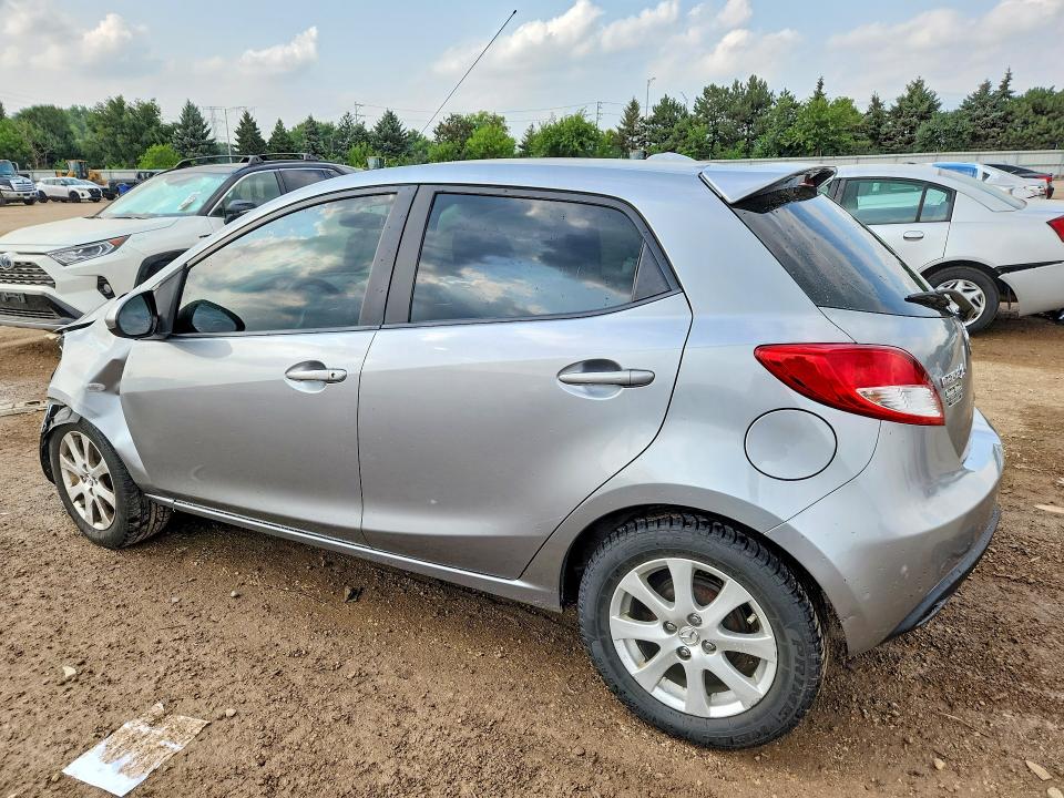 Photo 2 from auction – 2012 MAZDA MAZDA2 with VIN JM1DE1LY2C0152201