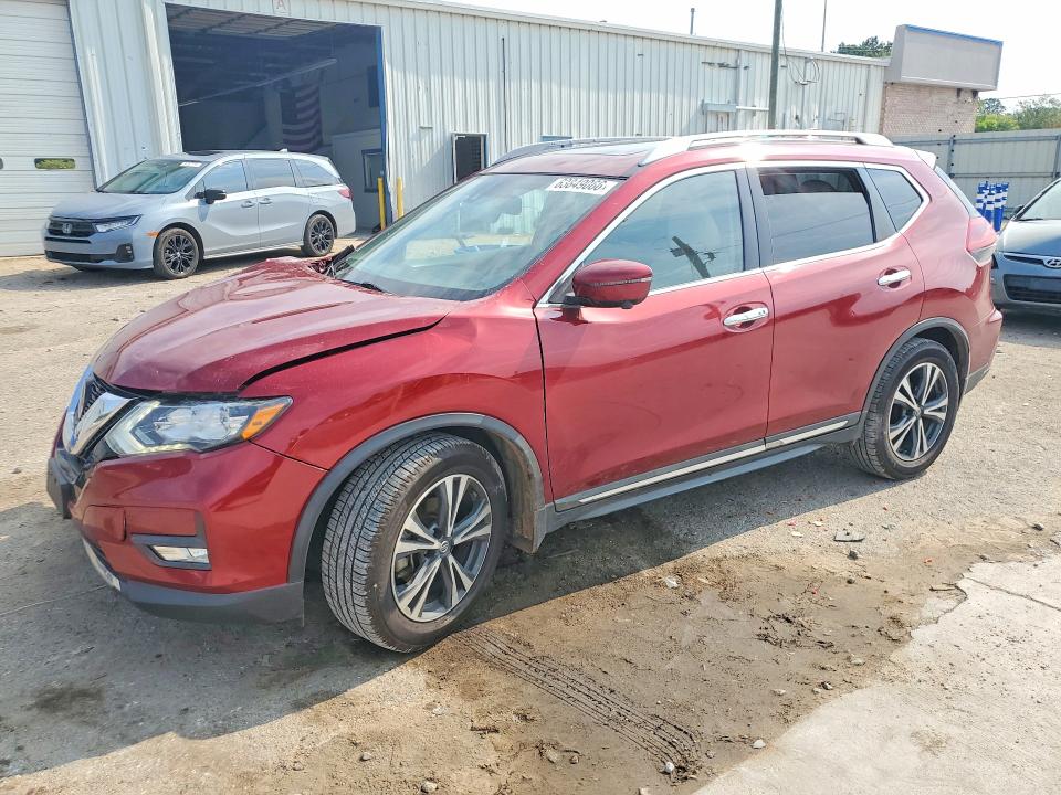 NISSAN ROGUE 2018 with VIN 5N1AT2MT7JC808272 - Photo from auction