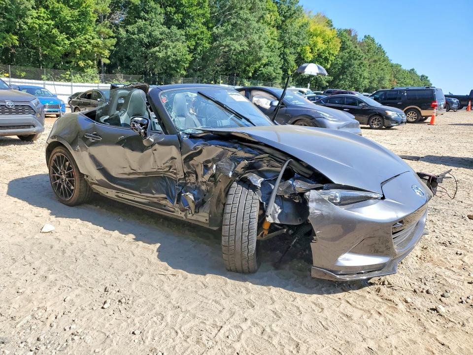 Photo 4 from auction – 2023 MAZDA MX-5 MIATA with VIN JM1NDAC70P0551029