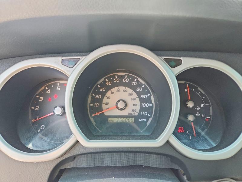 Photo 9 from auction – 2005 TOYOTA 4RUNNER with VIN JTEZU14R458036854