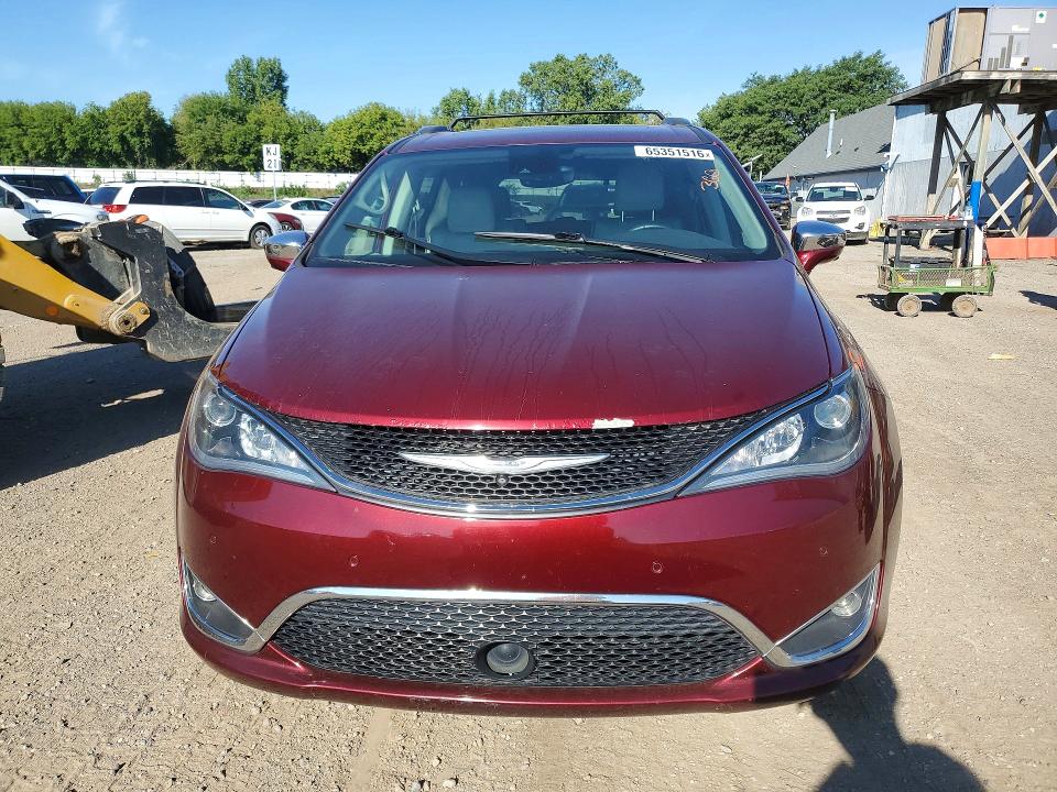 Photo 5 from auction – 2017 CHRYSLER PACIFICA with VIN 2C4RC1GG1HR836120