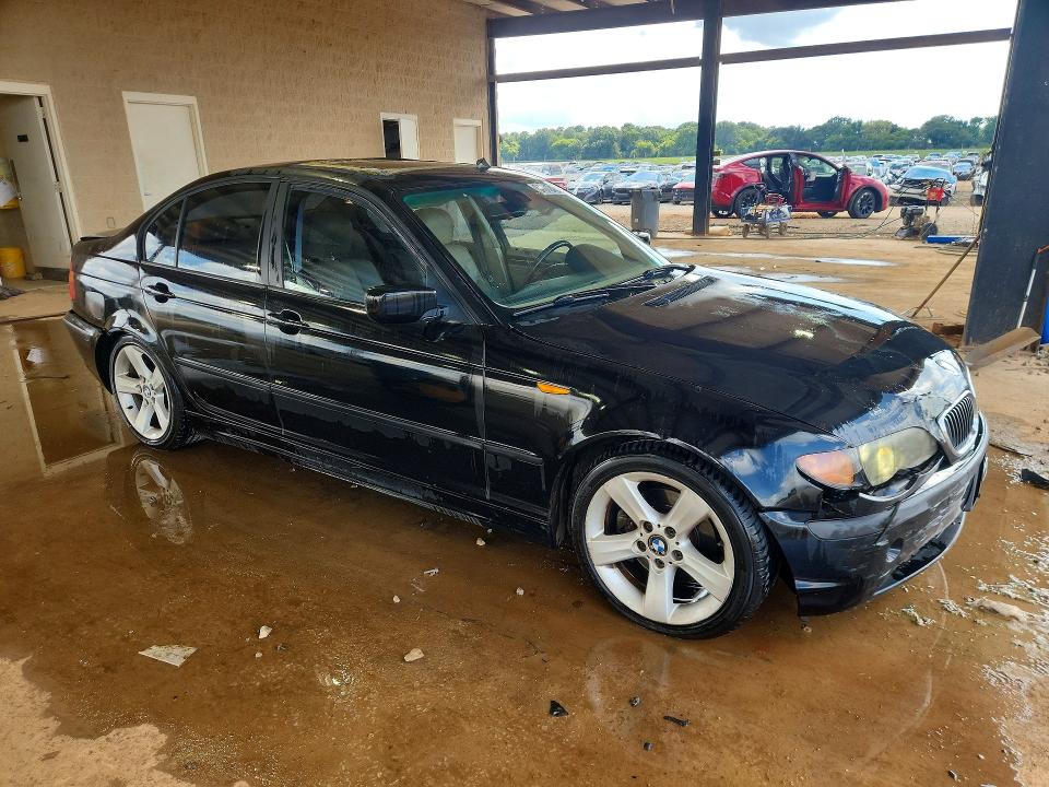 Photo 4 from auction – 2005 BMW 325 with VIN WBAEV33455KW20035