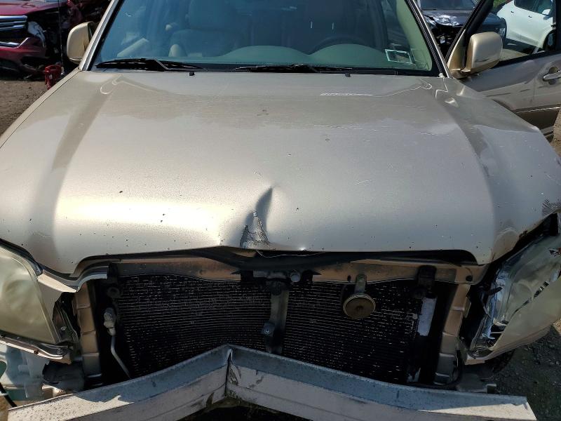 Photo 12 from auction – 2004 TOYOTA HIGHLANDER with VIN JTEEP21A740047127