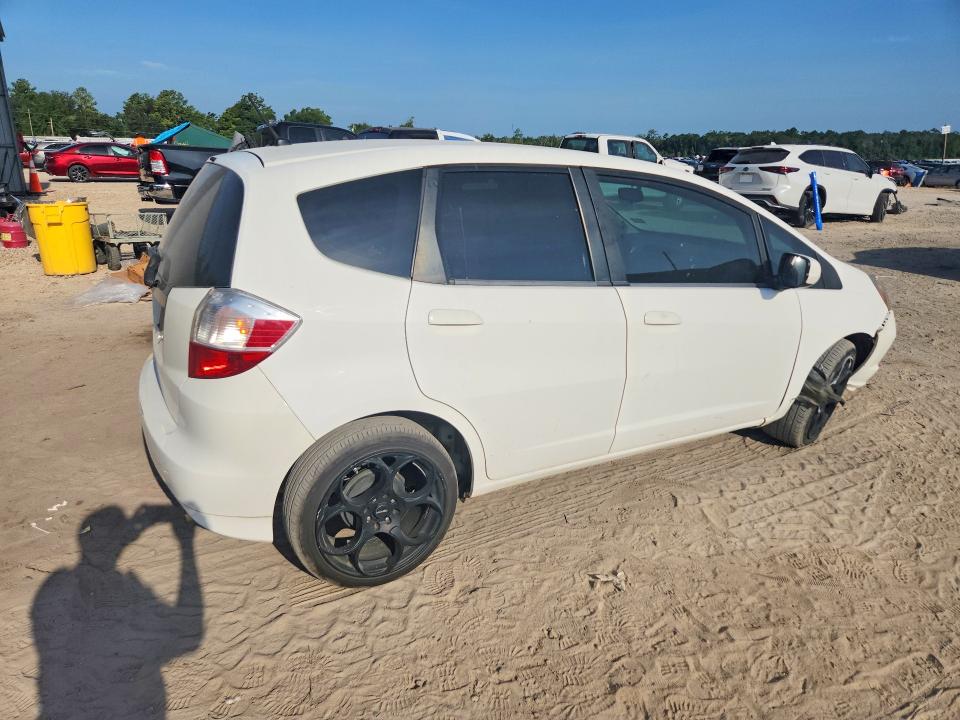 Photo 3 from auction – 2012 HONDA FIT with VIN JHMGE8H33CC024789