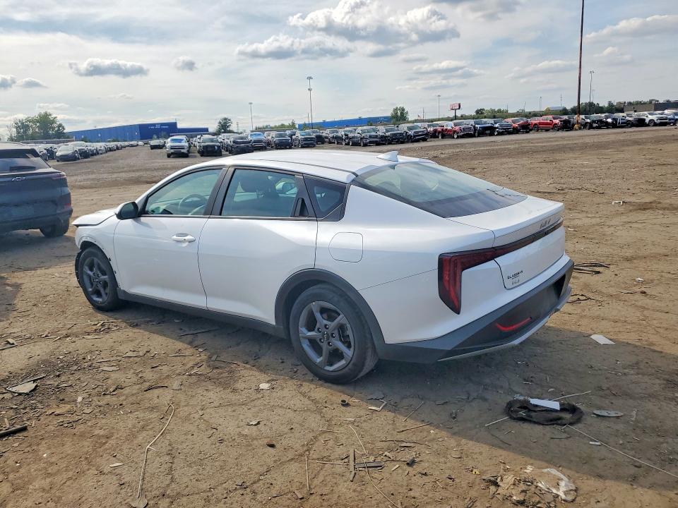 Zdjęcie 2 z aukcji – 2025 KIA K4 z VIN 3KPFT4DE0SE104657