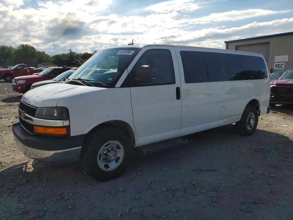 CHEVROLET EXPRESS G3500 2015 with VIN 1GAZG1FF1F1110801 - Photo from auction