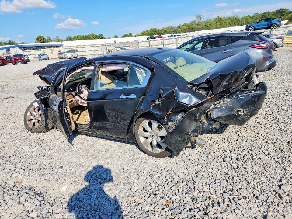 Photo 2 from auction – 2010 HONDA ACCORD with VIN 1HGCP3F83AA017993
