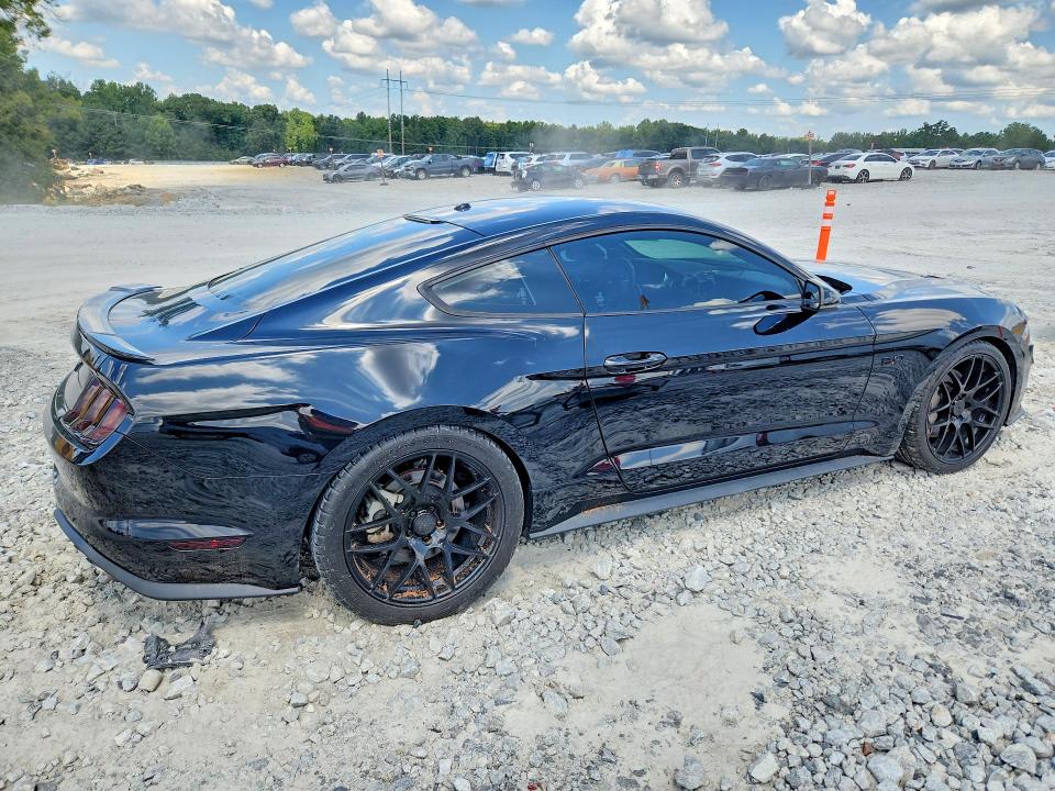 Photo 3 from auction – 2019 FORD MUSTANG with VIN 1FA6P8CF9K5130178