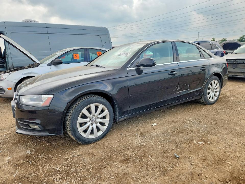 AUDI A4 2013 con VIN WAUBFAFLXDN029378 - Foto de la subasta