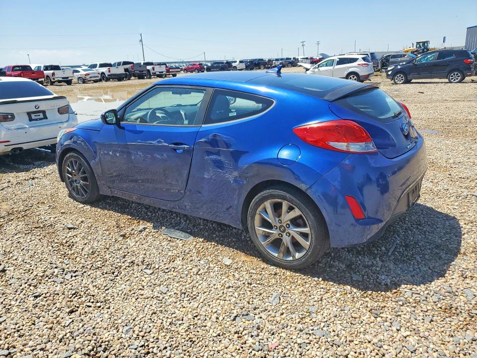 Photo 2 from auction – 2017 HYUNDAI VELOSTER with VIN KMHTC6AD7HU309361