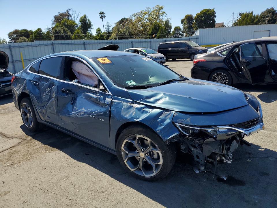 Photo 4 from auction – 2024 CHEVROLET MALIBU with VIN 1G1ZD5ST5RF250689