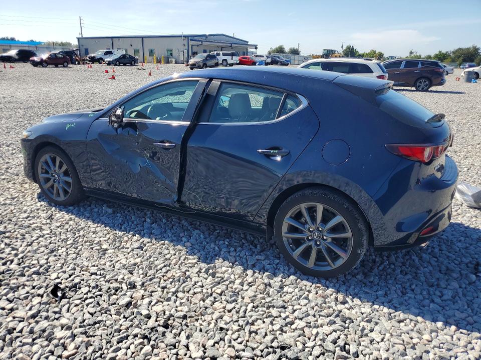 Photo 2 from auction – 2024 MAZDA 3 with VIN JM1BPALM7R1654915