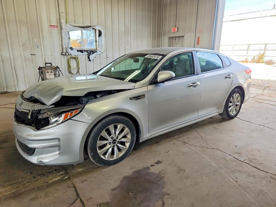 KIA OPTIMA 2016 مع رقم تعريف المركبة 5XXGT4L38GG009153 - صورة من المزاد