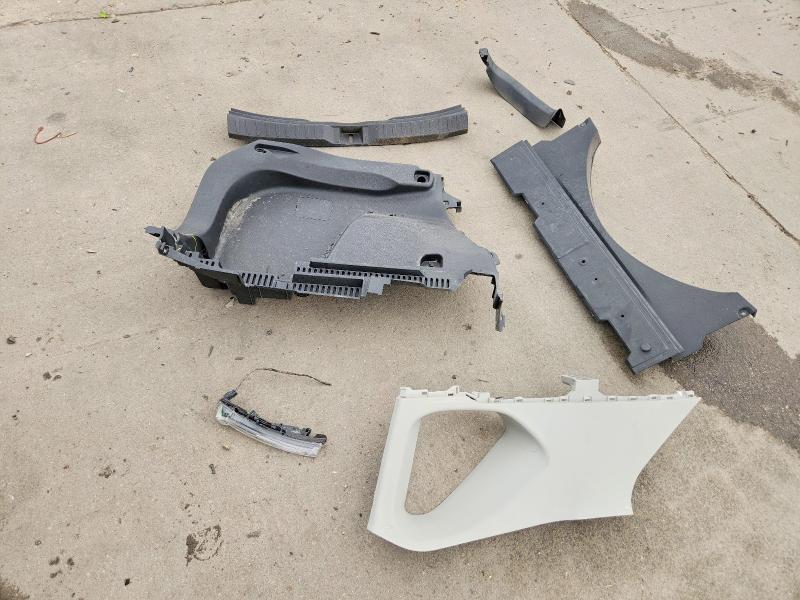 Zdjęcie 13 z aukcji – 2021 TOYOTA RAV4 z VIN 2T3F1RFV6MC155475