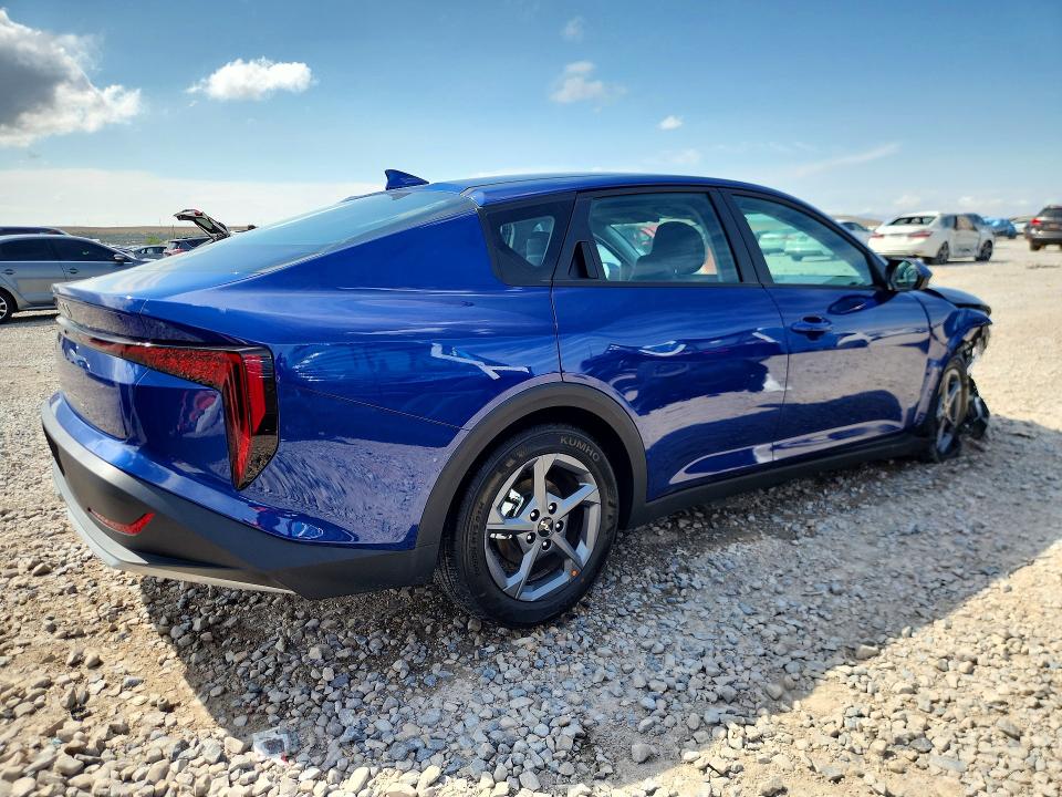 Photo 3 from auction – 2026 KIA K4 with VIN 3KPFT4DE3TE356498