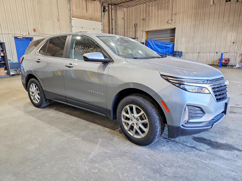 Photo 4 from auction – 2023 CHEVROLET EQUINOX with VIN 3GNAXTEG8PL165421
