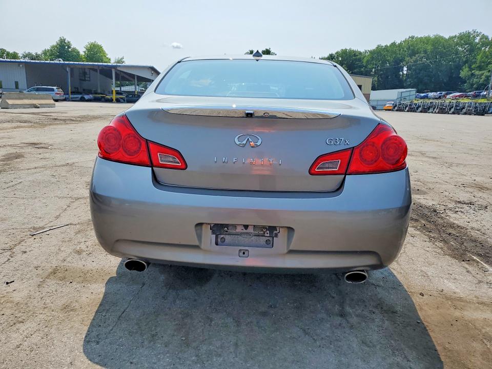 Photo 6 from auction – 2009 INFINITI G37 SEDAN with VIN JNKCV61F69M355800