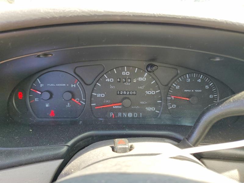 Photo 9 from auction – 2001 FORD TAURUS with VIN 1FAFP55U31G174237