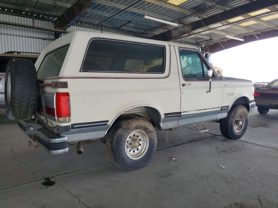 Photo 3 from auction – 1990 FORD BRONCO with VIN 1FMEU15N1LLB33997