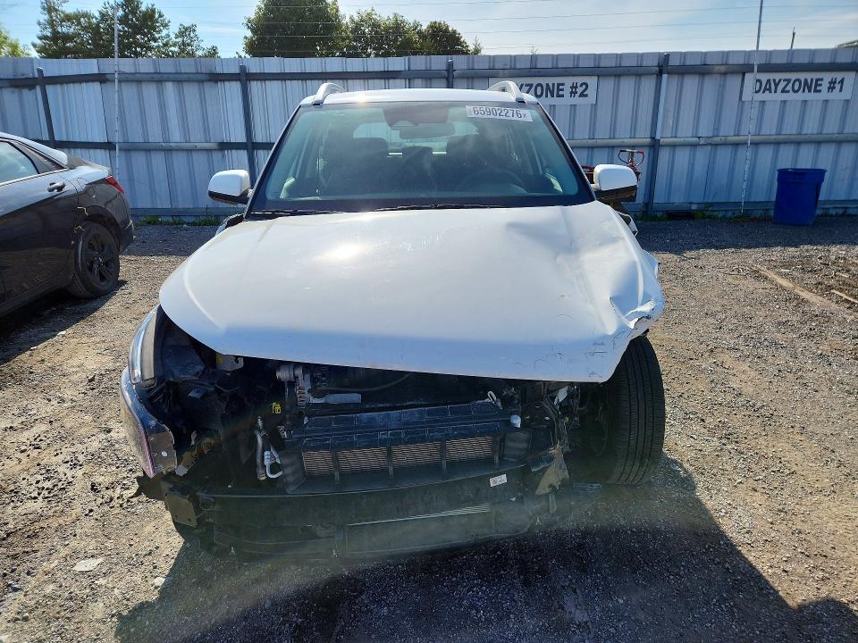 Photo 5 from auction – 2023 HYUNDAI VENUE with VIN KMHRC8A39PU263365