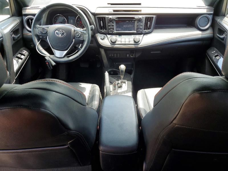 Photo 8 from auction – 2016 TOYOTA RAV4 with VIN 2T3JFREV1GW452489