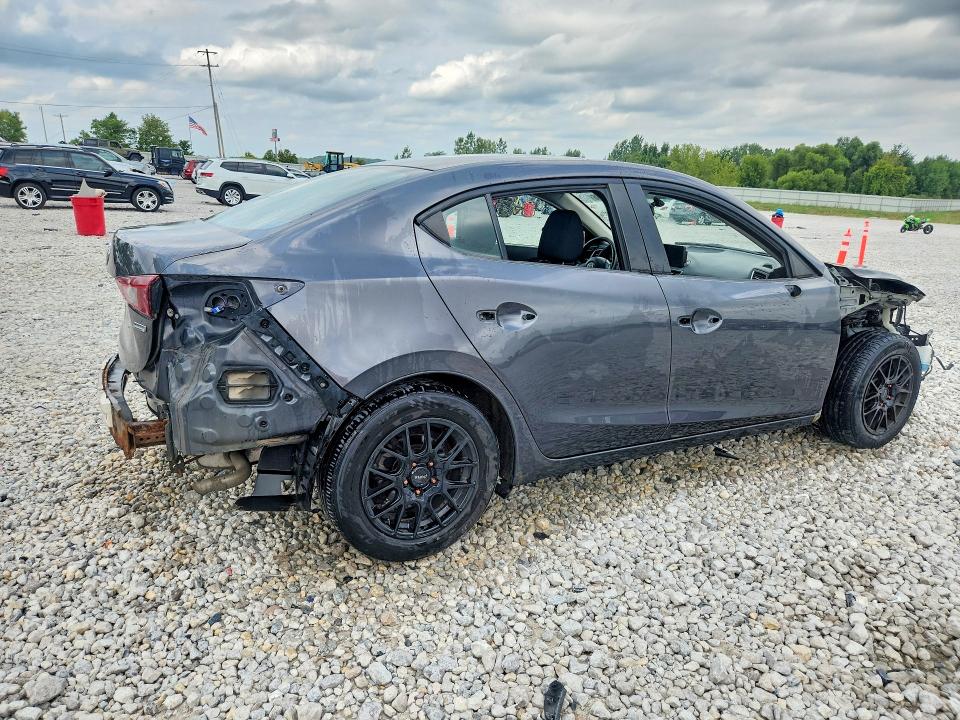 Photo 3 from auction – 2015 MAZDA 3 with VIN JM1BM1T78F1237401