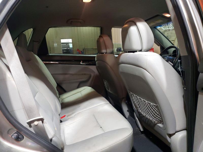 Photo 11 from auction – 2012 KIA SORENTO with VIN 5XYKT4A2XCG216704