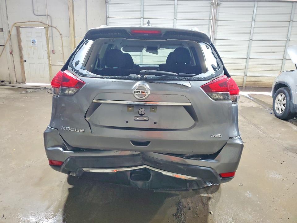Photo 6 from auction – 2017 NISSAN ROGUE with VIN KNMAT2MV1HP571755