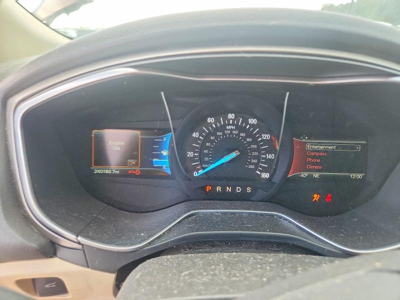 Photo 9 from auction – 2016 FORD FUSION with VIN 3FA6P0H77GR323064