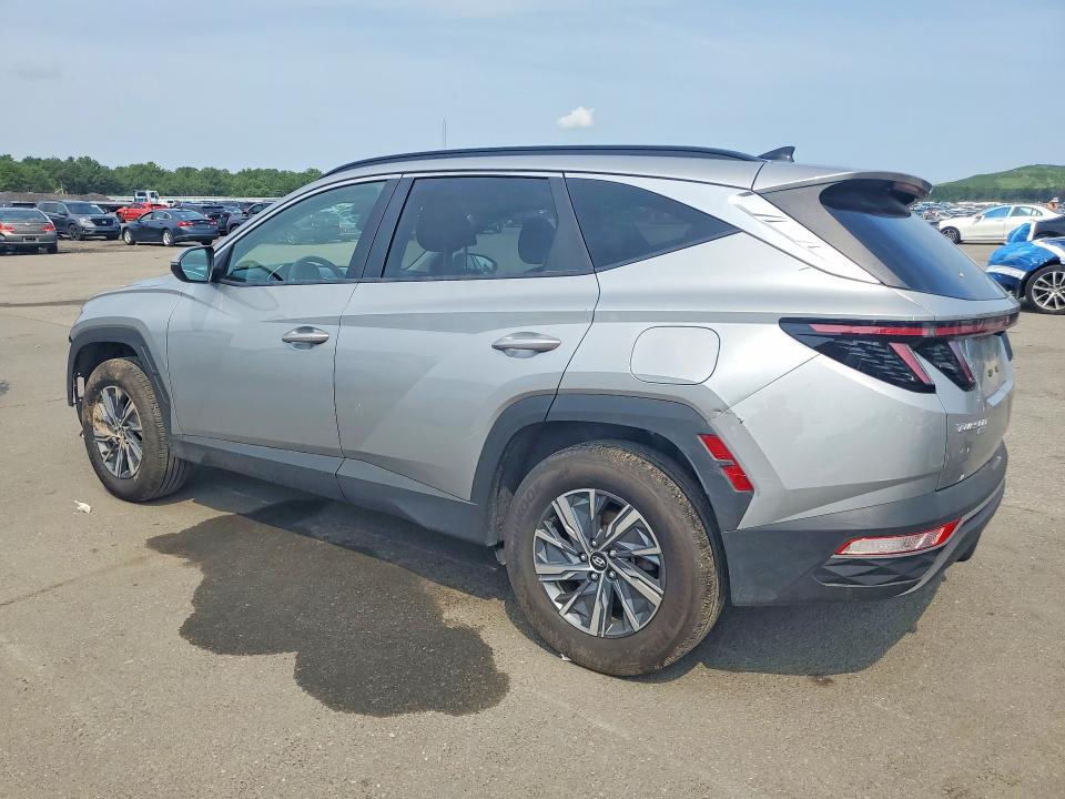 Photo 2 from auction – 2023 HYUNDAI TUCSON with VIN KM8JBCA10PU107622