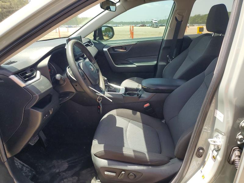 Photo 7 from auction – 2021 TOYOTA RAV4 with VIN 2T3W1RFV4MC091954