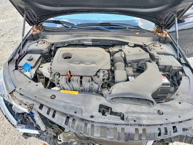 Photo 11 from auction – 2017 KIA OPTIMA with VIN 5XXGU4L37HG135731