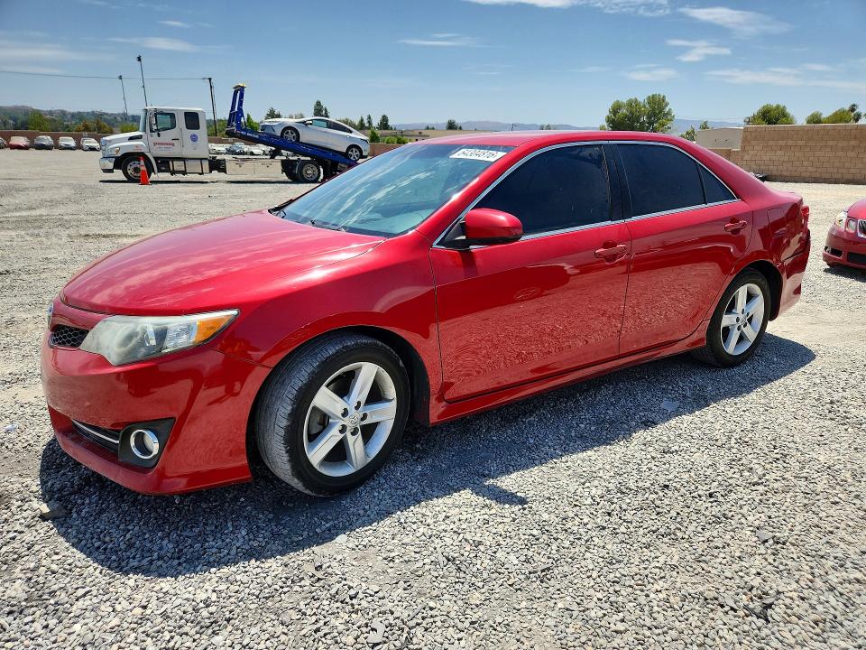 TOYOTA CAMRY 2014 with VIN 4T1BF1FK5EU808748 - Photo from auction