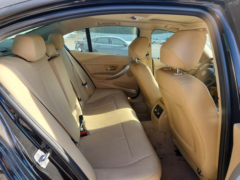 Photo 10 from auction – 2014 BMW 320 with VIN WBA3B1C51EP679292